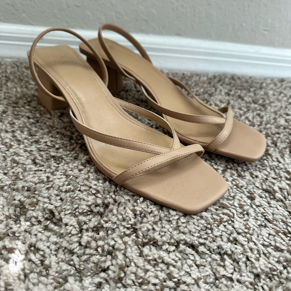 h and m heels - Picture 3 of 3